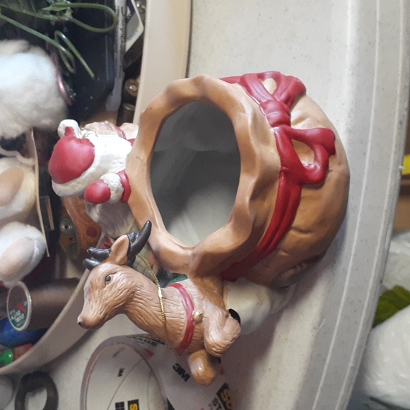 Ceramic Santa Sleigh with Reindeer planter - Picture 2 of 4